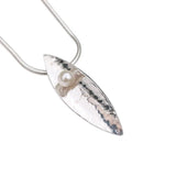 Martina Hamilton Leaf and Pearl Silver Pendant Necklace LFD3B