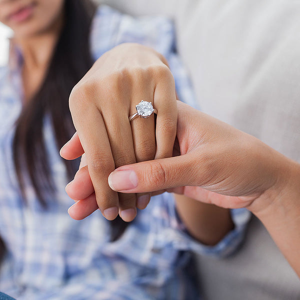 How To Find the Perfect Engagement Ring for Your Partner