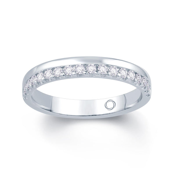 18ct Gold Round Offset Claw Diamond Ring