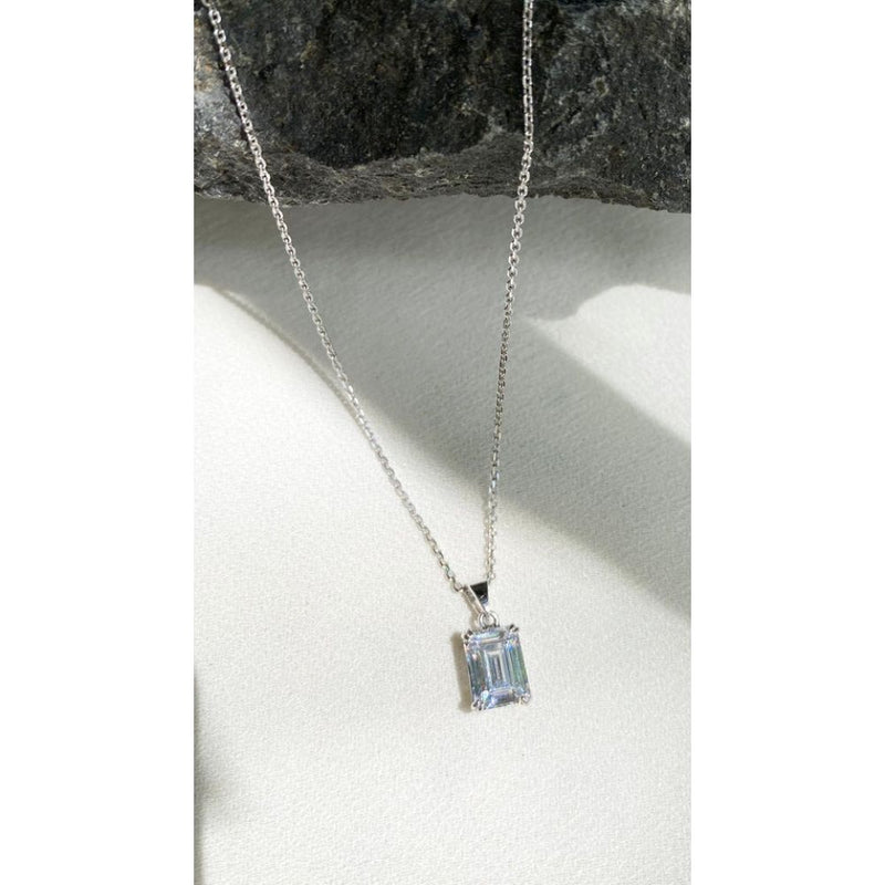 Carat London 9ct White Gold Fulton Necklace