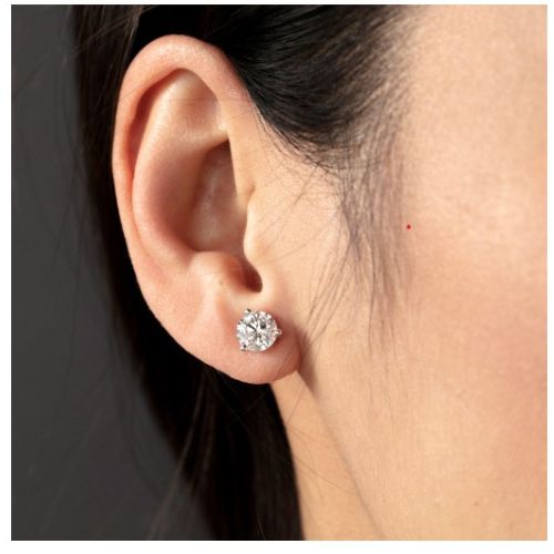 Hearts on Fire 18ct Gold Diamond 3 Prong Stud Earrings