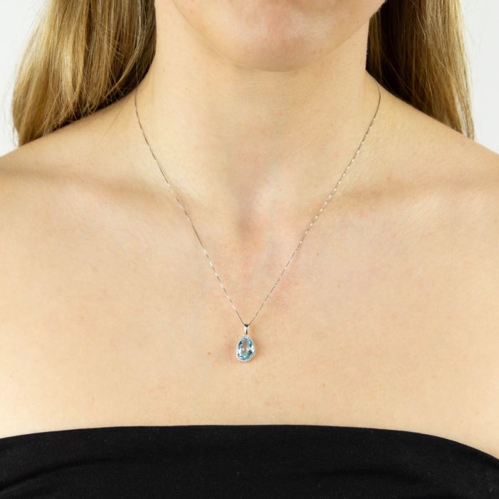 9ct White Gold Diamond & Oval Topaz Necklace