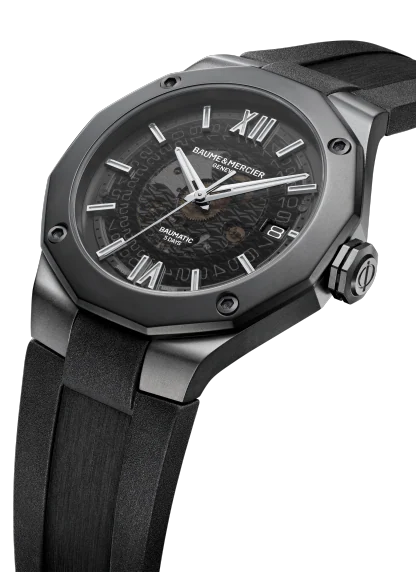 Baume et Mercier Black Steel Riviera 10617 Automatic 42mm Mens Watch M0A10617