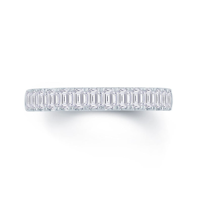 18ct White Gold Emerald Cut 0.95ct Diamond Ring