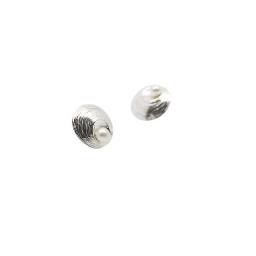 Martina Hamilton Oyster Pearl Silver Stud Earrings